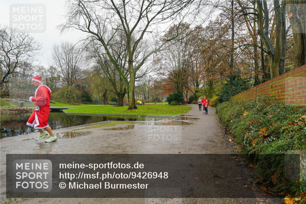 07.12.2025 - St. Pauli X-Mass-Run No. 15 Michael Burmester http://msf.ph/oto/9426948 07.12.2025 11:01:17 Laufen  meine-sportfotos.de