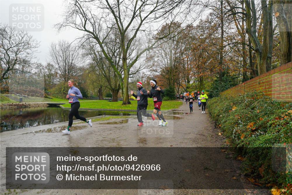 07.12.2025 - St. Pauli X-Mass-Run No. 15 Michael Burmester http://msf.ph/oto/9426966 07.12.2025 11:01:56 Laufen 877 meine-sportfotos.de