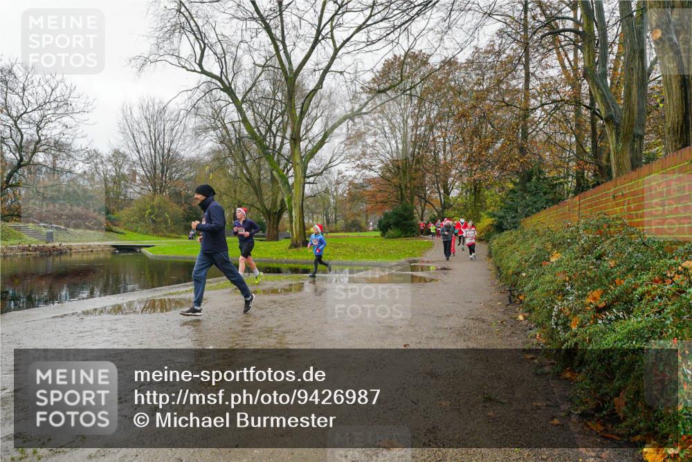 07.12.2025 - St. Pauli X-Mass-Run No. 15 Michael Burmester http://msf.ph/oto/9426987 07.12.2025 11:02:37 Laufen  meine-sportfotos.de