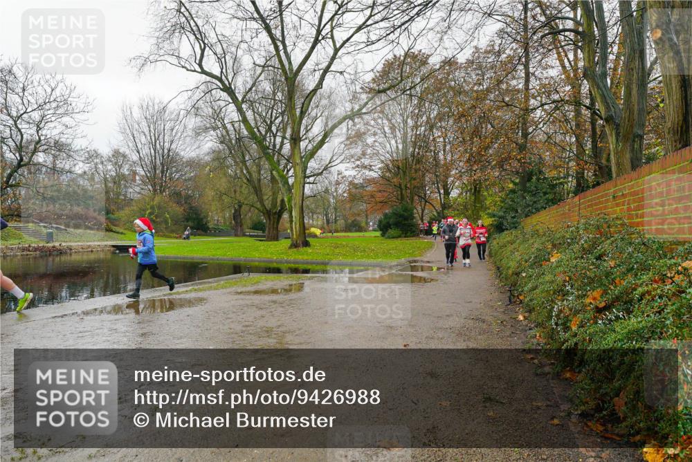 07.12.2025 - St. Pauli X-Mass-Run No. 15 Michael Burmester http://msf.ph/oto/9426988 07.12.2025 11:02:38 Laufen  meine-sportfotos.de