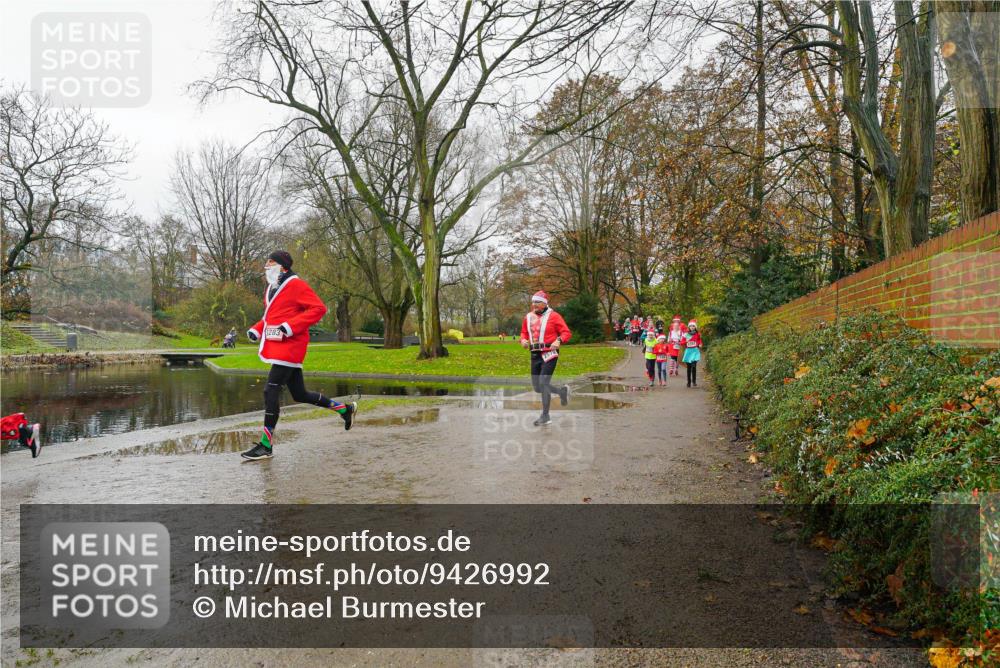 07.12.2025 - St. Pauli X-Mass-Run No. 15 Michael Burmester http://msf.ph/oto/9426992 07.12.2025 11:02:44 Laufen 3283 meine-sportfotos.de