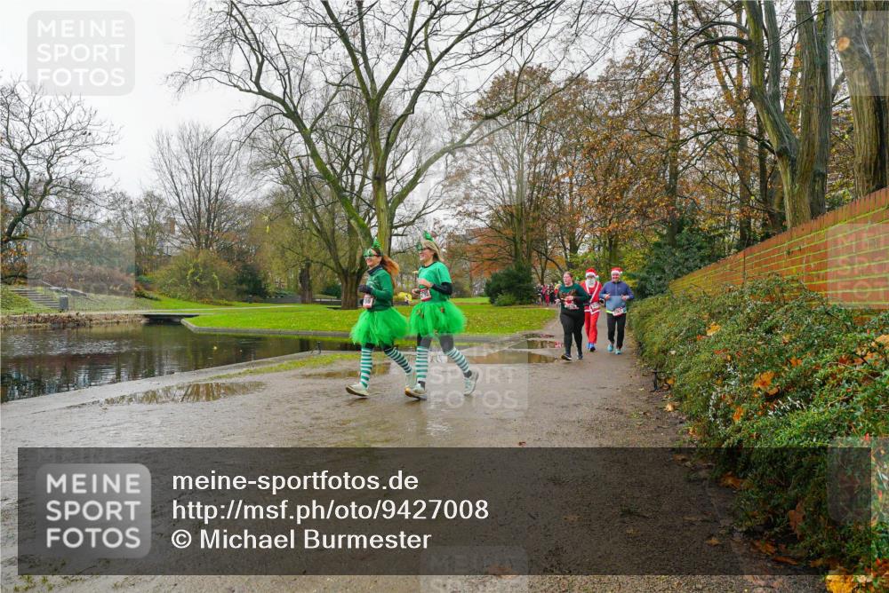 07.12.2025 - St. Pauli X-Mass-Run No. 15 Michael Burmester http://msf.ph/oto/9427008 07.12.2025 11:03:26 Laufen  meine-sportfotos.de