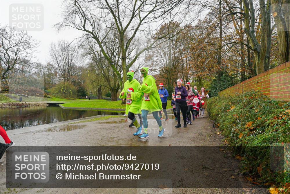 07.12.2025 - St. Pauli X-Mass-Run No. 15 Michael Burmester http://msf.ph/oto/9427019 07.12.2025 11:03:44 Laufen 209, 205, 3099, 981 meine-sportfotos.de