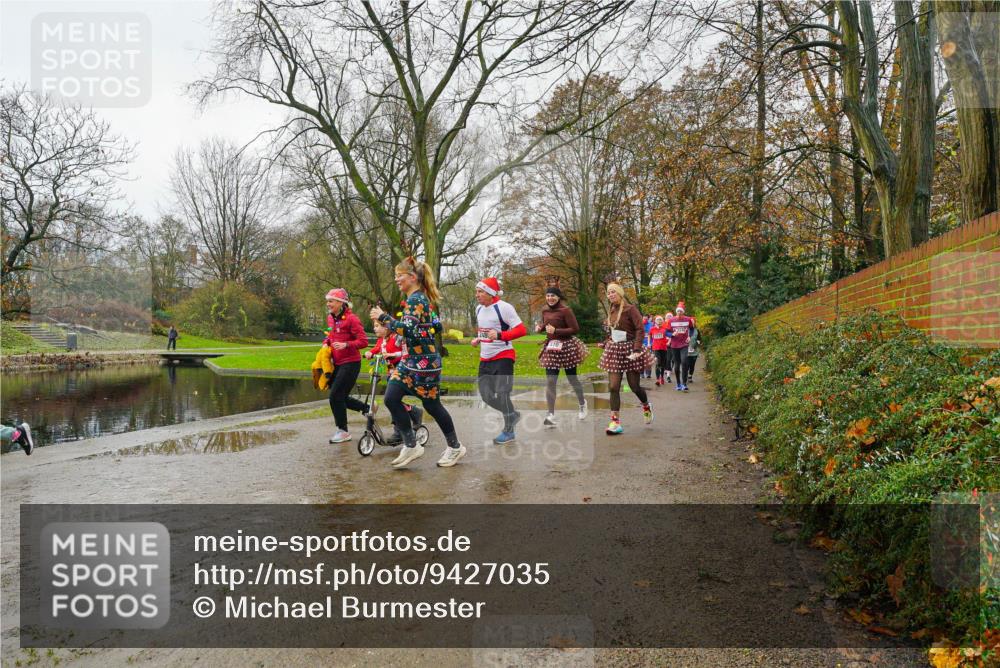07.12.2025 - St. Pauli X-Mass-Run No. 15 Michael Burmester http://msf.ph/oto/9427035 07.12.2025 11:04:05 Laufen  meine-sportfotos.de