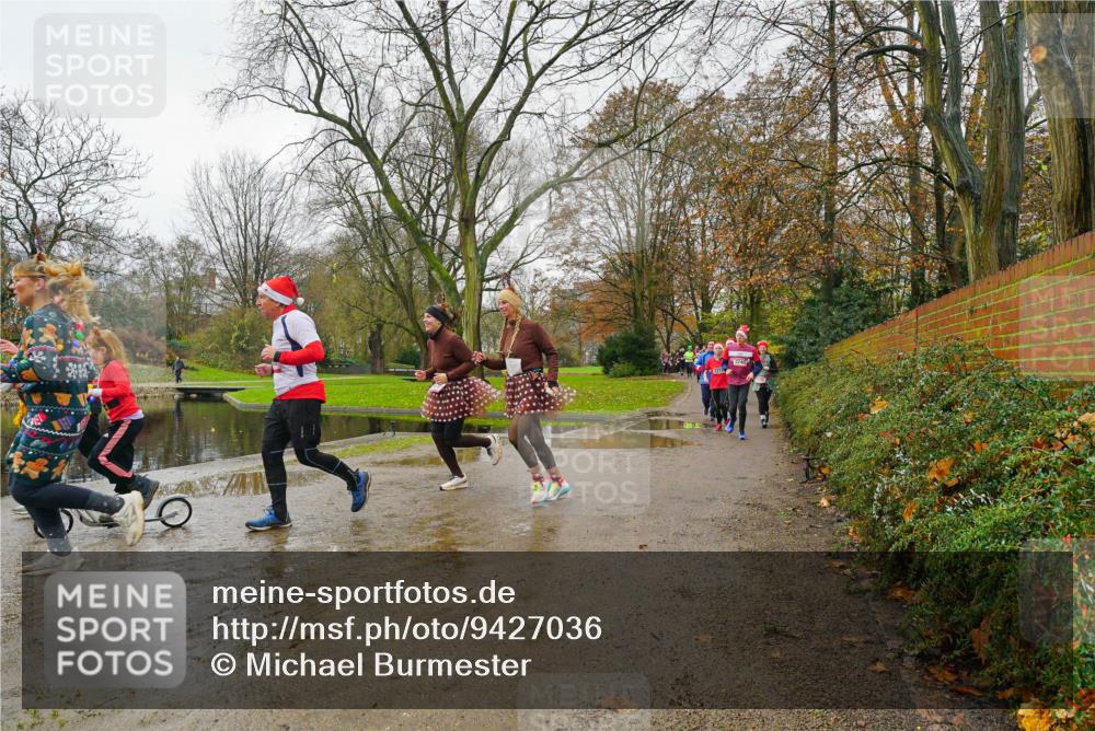 07.12.2025 - St. Pauli X-Mass-Run No. 15 Michael Burmester http://msf.ph/oto/9427036 07.12.2025 11:04:06 Laufen  meine-sportfotos.de