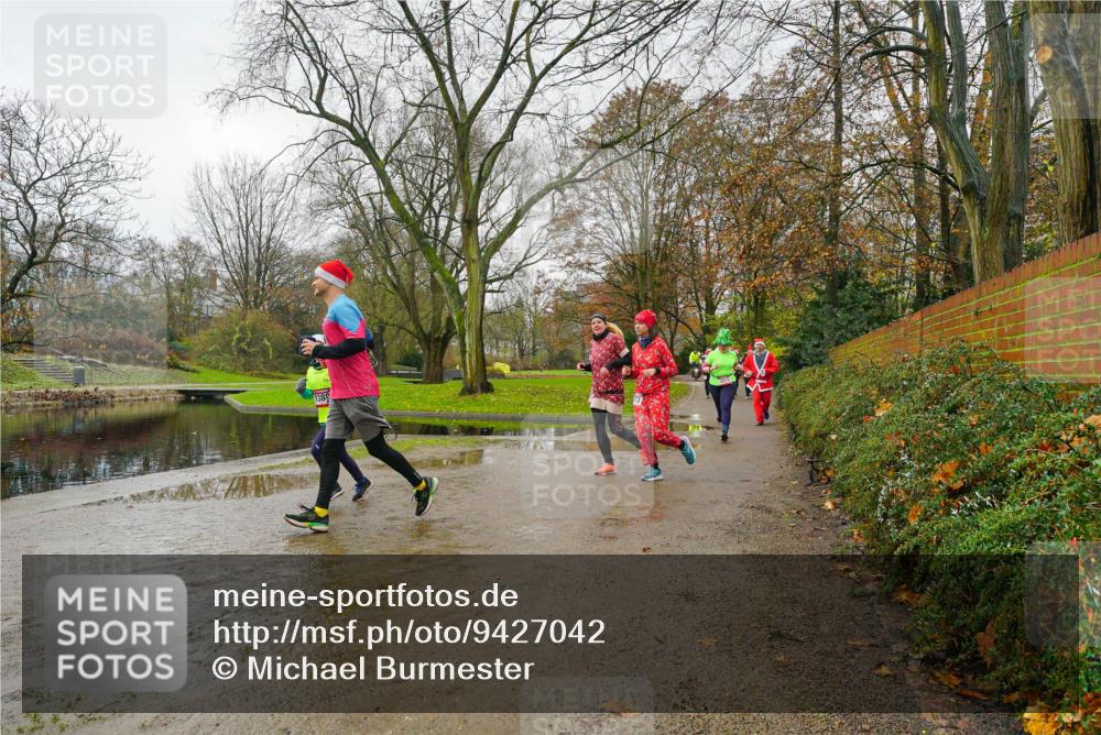 07.12.2025 - St. Pauli X-Mass-Run No. 15 Michael Burmester http://msf.ph/oto/9427042 07.12.2025 11:04:17 Laufen 1389 meine-sportfotos.de