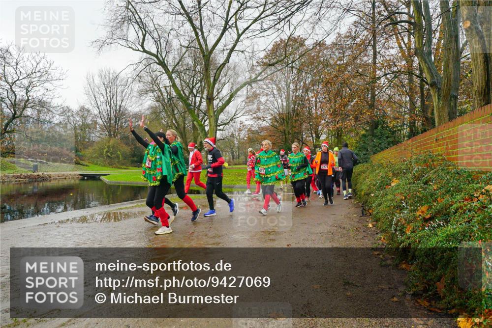 07.12.2025 - St. Pauli X-Mass-Run No. 15 Michael Burmester http://msf.ph/oto/9427069 07.12.2025 11:04:58 Laufen 211, 2979 meine-sportfotos.de