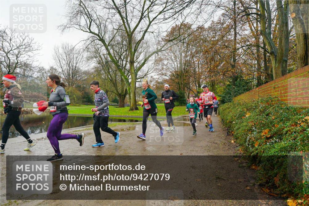 07.12.2025 - St. Pauli X-Mass-Run No. 15 Michael Burmester http://msf.ph/oto/9427079 07.12.2025 11:05:05 Laufen 244, 2192, 4654 meine-sportfotos.de