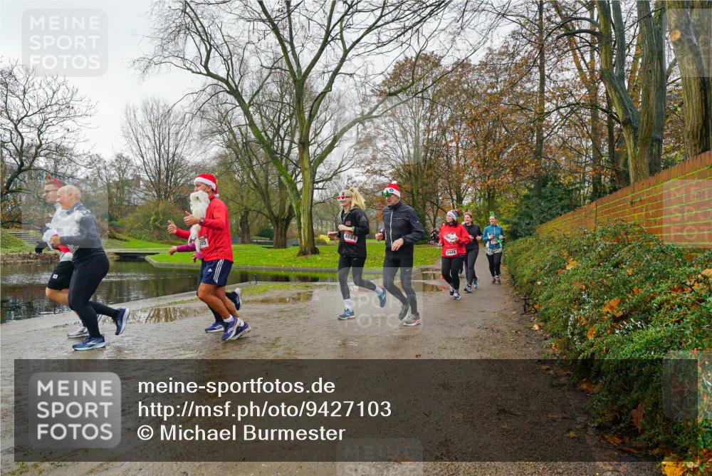 07.12.2025 - St. Pauli X-Mass-Run No. 15 Michael Burmester http://msf.ph/oto/9427103 07.12.2025 11:05:38 Laufen 4884, 2449 meine-sportfotos.de