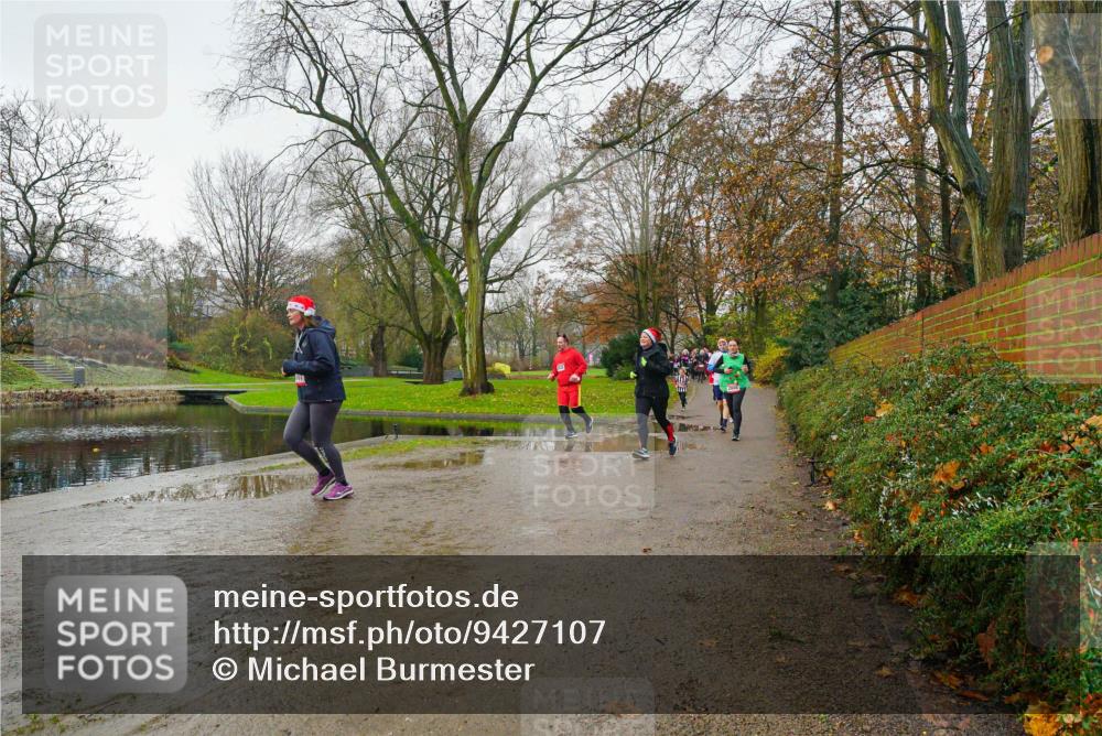07.12.2025 - St. Pauli X-Mass-Run No. 15 Michael Burmester http://msf.ph/oto/9427107 07.12.2025 11:05:46 Laufen  meine-sportfotos.de