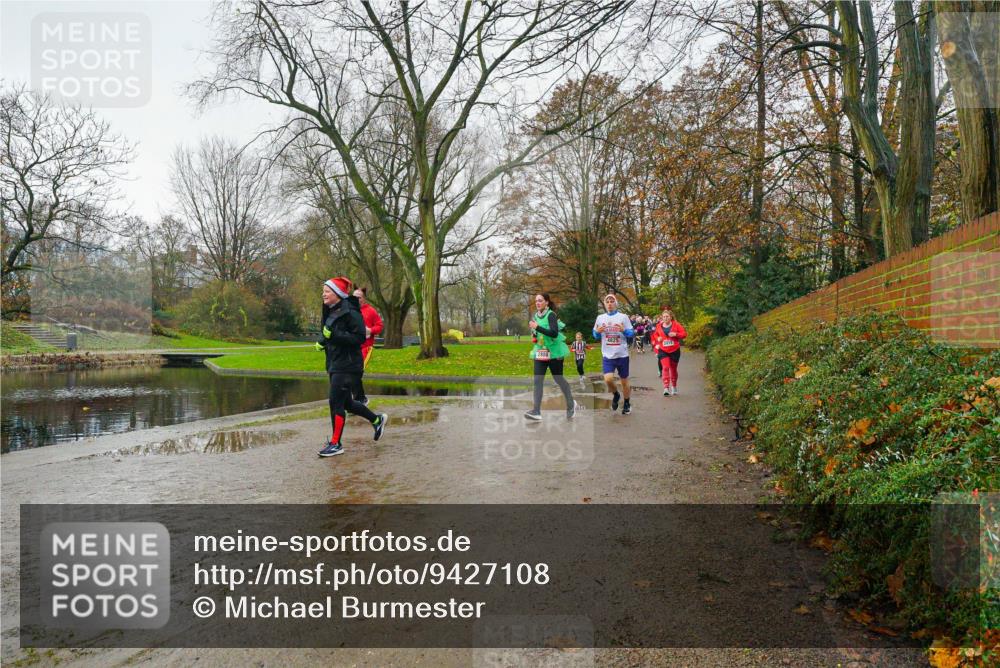 07.12.2025 - St. Pauli X-Mass-Run No. 15 Michael Burmester http://msf.ph/oto/9427108 07.12.2025 11:05:48 Laufen 2419 meine-sportfotos.de