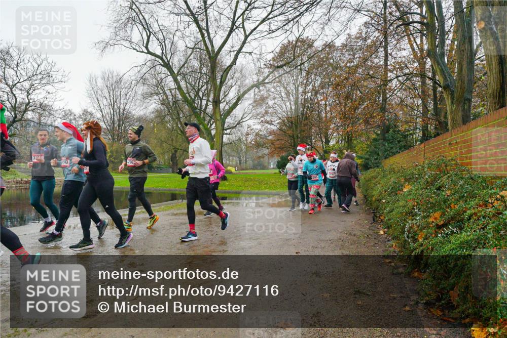 07.12.2025 - St. Pauli X-Mass-Run No. 15 Michael Burmester http://msf.ph/oto/9427116 07.12.2025 11:06:03 Laufen 150, 296, 3144, 314, 2285 meine-sportfotos.de