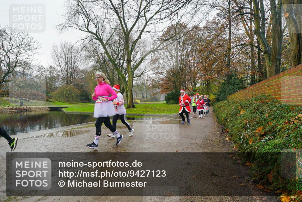 07.12.2025 - St. Pauli X-Mass-Run No. 15 Michael Burmester http://msf.ph/oto/9427123 07.12.2025 11:06:08 Laufen 2226 meine-sportfotos.de