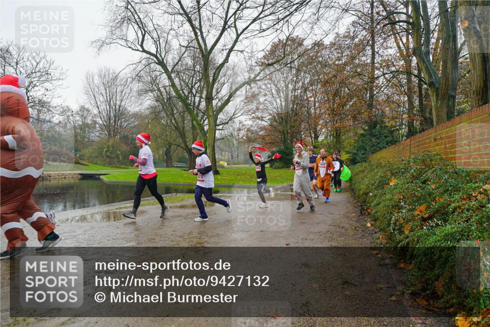 07.12.2025 - St. Pauli X-Mass-Run No. 15 Michael Burmester http://msf.ph/oto/9427132 07.12.2025 11:06:22 Laufen  meine-sportfotos.de