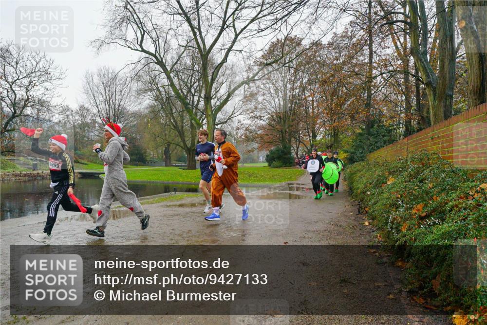 07.12.2025 - St. Pauli X-Mass-Run No. 15 Michael Burmester http://msf.ph/oto/9427133 07.12.2025 11:06:23 Laufen 2999 meine-sportfotos.de