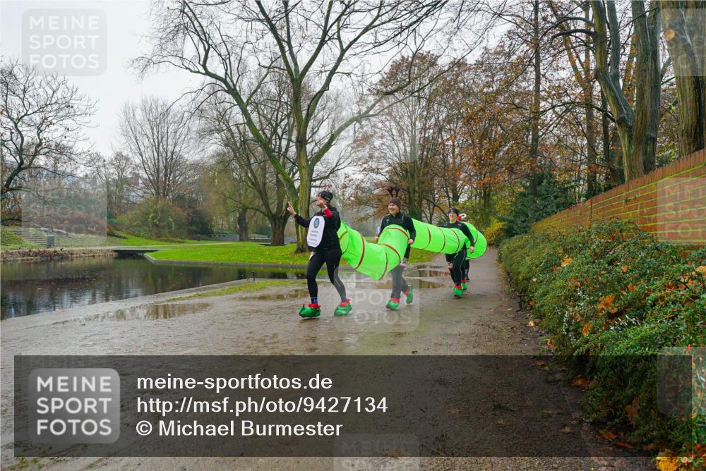 07.12.2025 - St. Pauli X-Mass-Run No. 15 Michael Burmester http://msf.ph/oto/9427134 07.12.2025 11:06:25 Laufen  meine-sportfotos.de