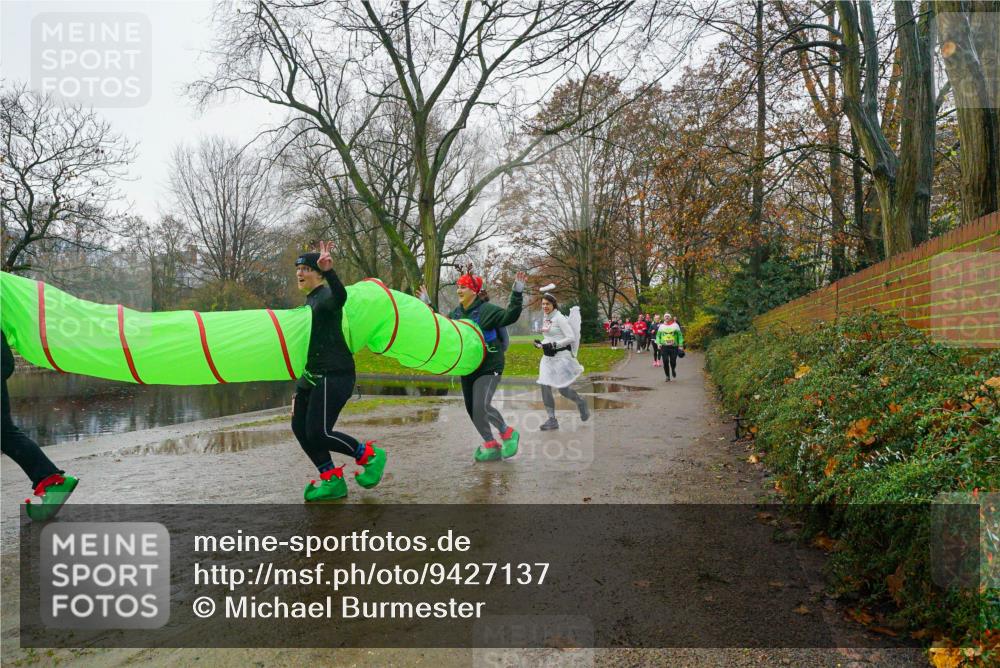 07.12.2025 - St. Pauli X-Mass-Run No. 15 Michael Burmester http://msf.ph/oto/9427137 07.12.2025 11:06:28 Laufen  meine-sportfotos.de