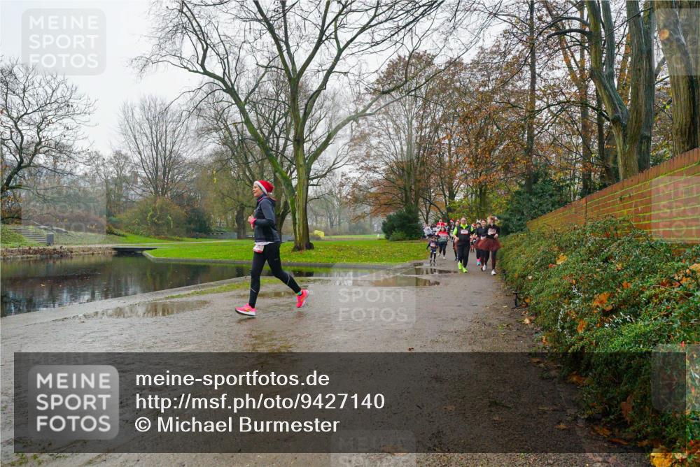 07.12.2025 - St. Pauli X-Mass-Run No. 15 Michael Burmester http://msf.ph/oto/9427140 07.12.2025 11:06:35 Laufen  meine-sportfotos.de