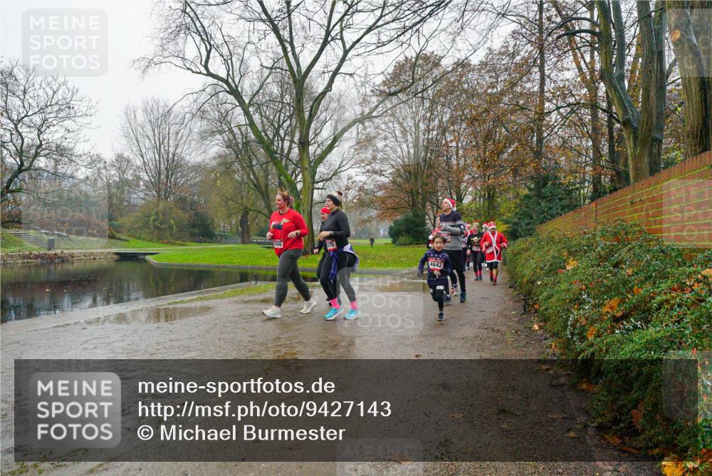 07.12.2025 - St. Pauli X-Mass-Run No. 15 Michael Burmester http://msf.ph/oto/9427143 07.12.2025 11:06:41 Laufen 4642 meine-sportfotos.de