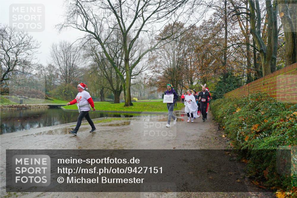 07.12.2025 - St. Pauli X-Mass-Run No. 15 Michael Burmester http://msf.ph/oto/9427151 07.12.2025 11:06:55 Laufen  meine-sportfotos.de