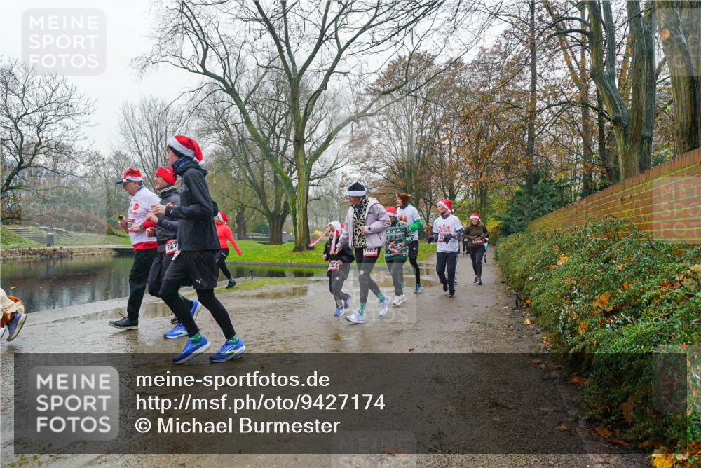 07.12.2025 - St. Pauli X-Mass-Run No. 15 Michael Burmester http://msf.ph/oto/9427174 07.12.2025 11:07:19 Laufen 227, 2202, 46 meine-sportfotos.de