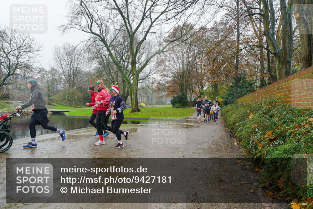 07.12.2025 - St. Pauli X-Mass-Run No. 15 Michael Burmester http://msf.ph/oto/9427181 07.12.2025 11:07:28 Laufen 013 meine-sportfotos.de