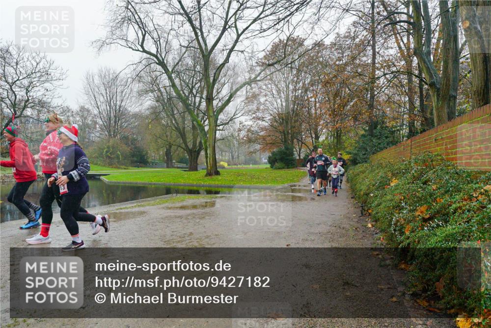 07.12.2025 - St. Pauli X-Mass-Run No. 15 Michael Burmester http://msf.ph/oto/9427182 07.12.2025 11:07:29 Laufen  meine-sportfotos.de