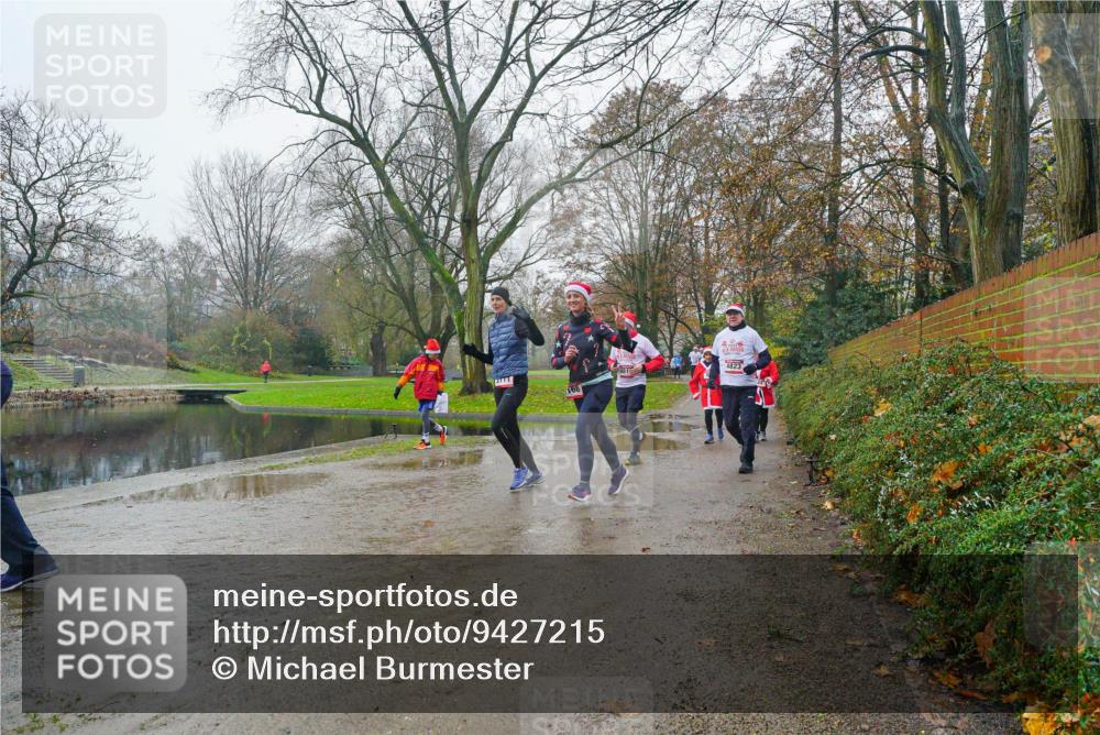 07.12.2025 - St. Pauli X-Mass-Run No. 15 Michael Burmester http://msf.ph/oto/9427215 07.12.2025 11:08:35 Laufen 4823 meine-sportfotos.de