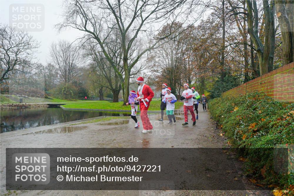 07.12.2025 - St. Pauli X-Mass-Run No. 15 Michael Burmester http://msf.ph/oto/9427221 07.12.2025 11:08:48 Laufen 4821 meine-sportfotos.de