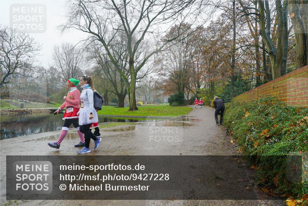07.12.2025 - St. Pauli X-Mass-Run No. 15 Michael Burmester http://msf.ph/oto/9427228 07.12.2025 11:09:11 Laufen 2291 meine-sportfotos.de