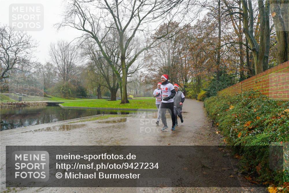 07.12.2025 - St. Pauli X-Mass-Run No. 15 Michael Burmester http://msf.ph/oto/9427234 07.12.2025 11:10:20 Laufen 4817 meine-sportfotos.de