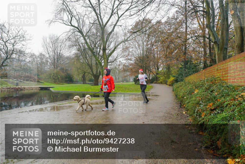 07.12.2025 - St. Pauli X-Mass-Run No. 15 Michael Burmester http://msf.ph/oto/9427238 07.12.2025 11:11:15 Laufen 4628, 4842 meine-sportfotos.de