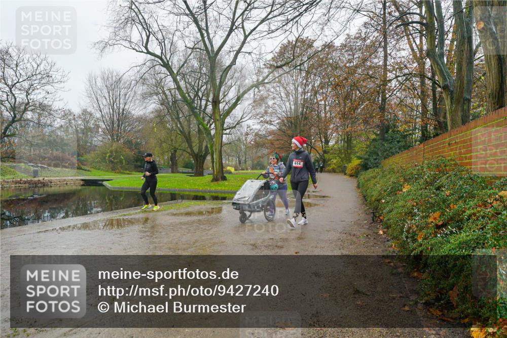 07.12.2025 - St. Pauli X-Mass-Run No. 15 Michael Burmester http://msf.ph/oto/9427240 07.12.2025 11:12:17 Laufen 614 meine-sportfotos.de