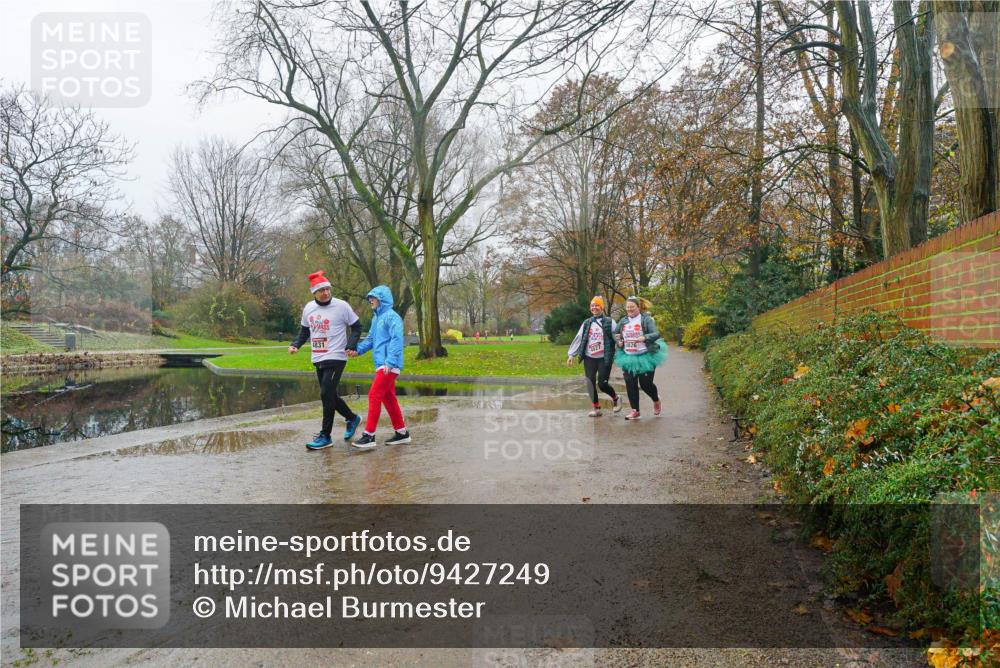 07.12.2025 - St. Pauli X-Mass-Run No. 15 Michael Burmester http://msf.ph/oto/9427249 07.12.2025 11:14:44 Laufen 4831 meine-sportfotos.de