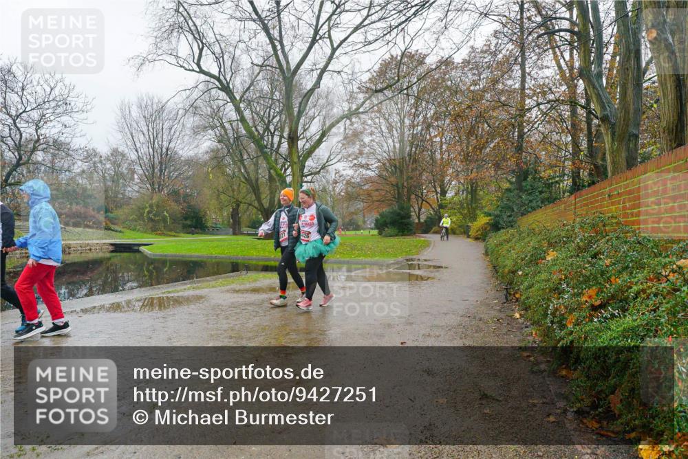 07.12.2025 - St. Pauli X-Mass-Run No. 15 Michael Burmester http://msf.ph/oto/9427251 07.12.2025 11:14:46 Laufen 826 meine-sportfotos.de