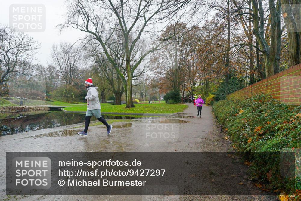 07.12.2025 - St. Pauli X-Mass-Run No. 15 Michael Burmester http://msf.ph/oto/9427297 07.12.2025 11:20:31 Laufen  meine-sportfotos.de