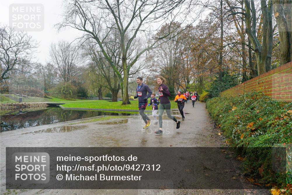 07.12.2025 - St. Pauli X-Mass-Run No. 15 Michael Burmester http://msf.ph/oto/9427312 07.12.2025 11:21:01 Laufen 55 meine-sportfotos.de