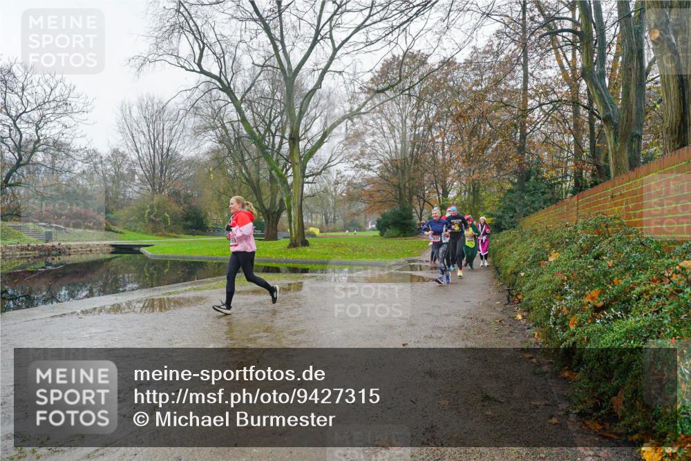 07.12.2025 - St. Pauli X-Mass-Run No. 15 Michael Burmester http://msf.ph/oto/9427315 07.12.2025 11:21:07 Laufen  meine-sportfotos.de
