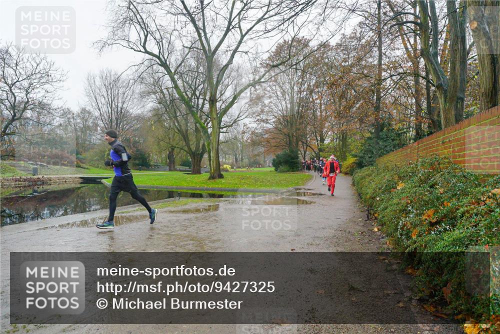 07.12.2025 - St. Pauli X-Mass-Run No. 15 Michael Burmester http://msf.ph/oto/9427325 07.12.2025 11:21:17 Laufen  meine-sportfotos.de