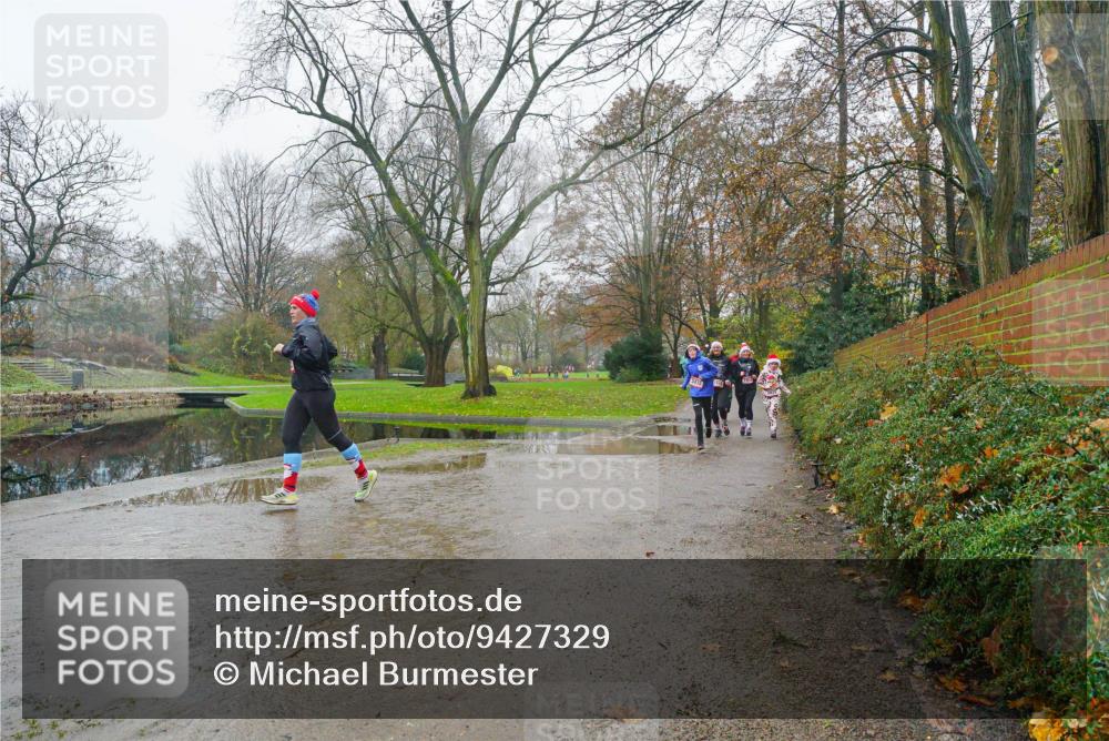 07.12.2025 - St. Pauli X-Mass-Run No. 15 Michael Burmester http://msf.ph/oto/9427329 07.12.2025 11:21:23 Laufen  meine-sportfotos.de