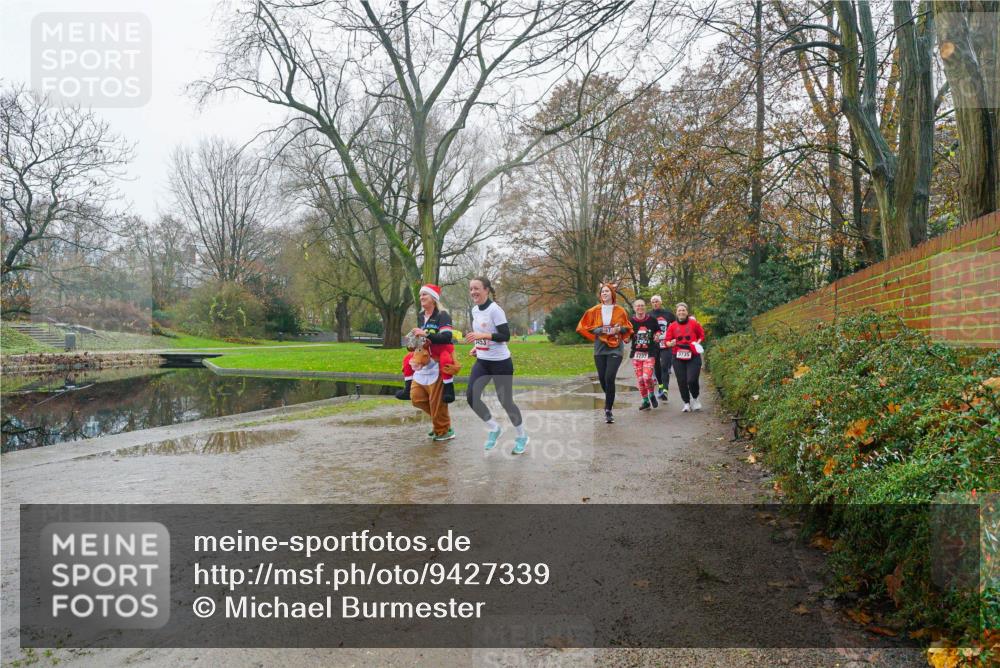 07.12.2025 - St. Pauli X-Mass-Run No. 15 Michael Burmester http://msf.ph/oto/9427339 07.12.2025 11:21:32 Laufen  meine-sportfotos.de