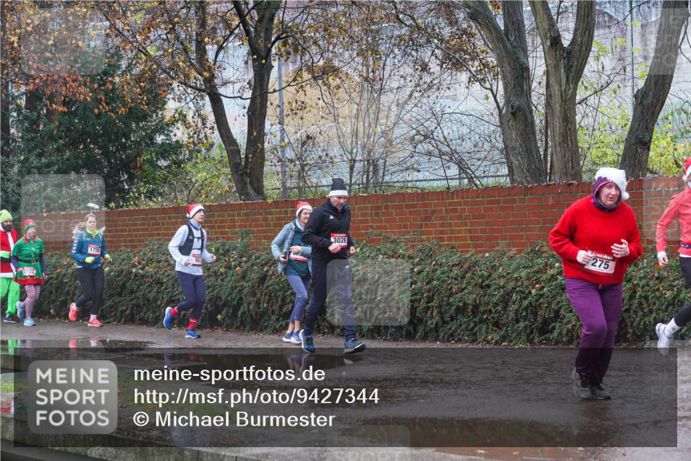 07.12.2025 - St. Pauli X-Mass-Run No. 15 Michael Burmester http://msf.ph/oto/9427344 07.12.2025 10:24:37 Laufen 3123, 1750, 3026, 275 meine-sportfotos.de