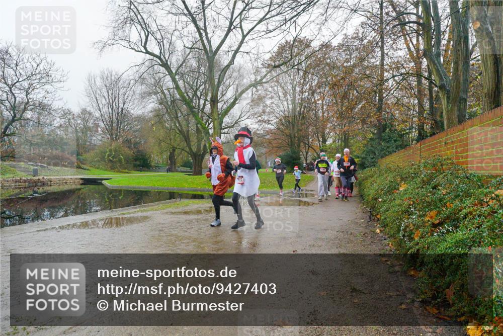 07.12.2025 - St. Pauli X-Mass-Run No. 15 Michael Burmester http://msf.ph/oto/9427403 07.12.2025 11:22:20 Laufen  meine-sportfotos.de