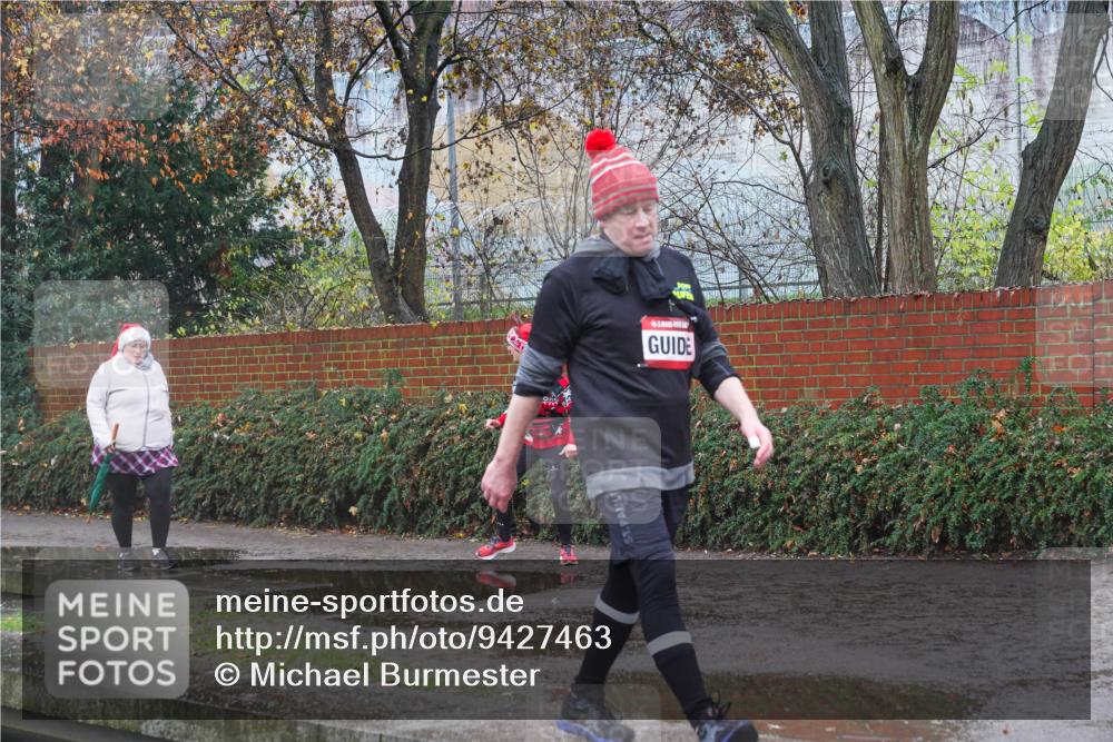 07.12.2025 - St. Pauli X-Mass-Run No. 15 Michael Burmester http://msf.ph/oto/9427463 07.12.2025 10:25:37 Laufen  meine-sportfotos.de