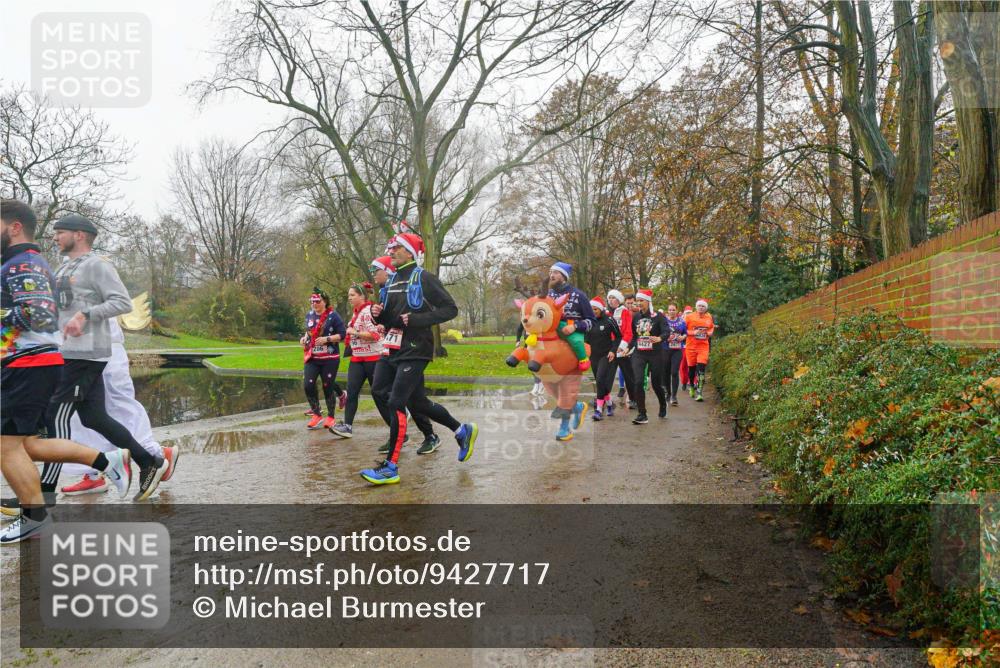 07.12.2025 - St. Pauli X-Mass-Run No. 15 Michael Burmester http://msf.ph/oto/9427717 07.12.2025 11:25:22 Laufen 4427, 2877 meine-sportfotos.de