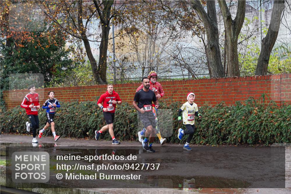 07.12.2025 - St. Pauli X-Mass-Run No. 15 Michael Burmester http://msf.ph/oto/9427737 07.12.2025 10:40:28 Laufen 53, 1213, 1099, 1097, 55, 417, 12, 1 meine-sportfotos.de