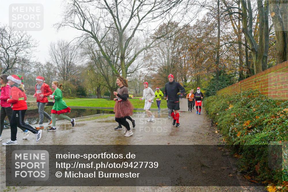 07.12.2025 - St. Pauli X-Mass-Run No. 15 Michael Burmester http://msf.ph/oto/9427739 07.12.2025 11:25:30 Laufen 3449 meine-sportfotos.de