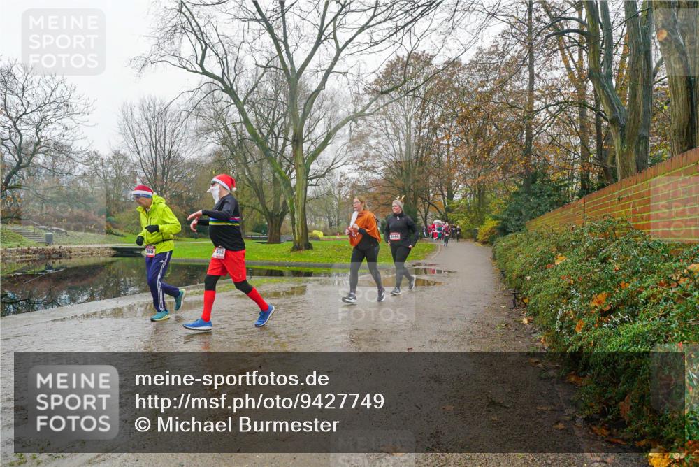 07.12.2025 - St. Pauli X-Mass-Run No. 15 Michael Burmester http://msf.ph/oto/9427749 07.12.2025 11:25:34 Laufen 2444 meine-sportfotos.de