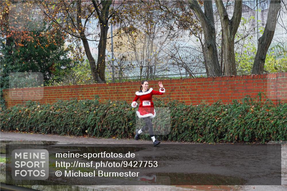 07.12.2025 - St. Pauli X-Mass-Run No. 15 Michael Burmester http://msf.ph/oto/9427753 07.12.2025 10:40:51 Laufen 170 meine-sportfotos.de