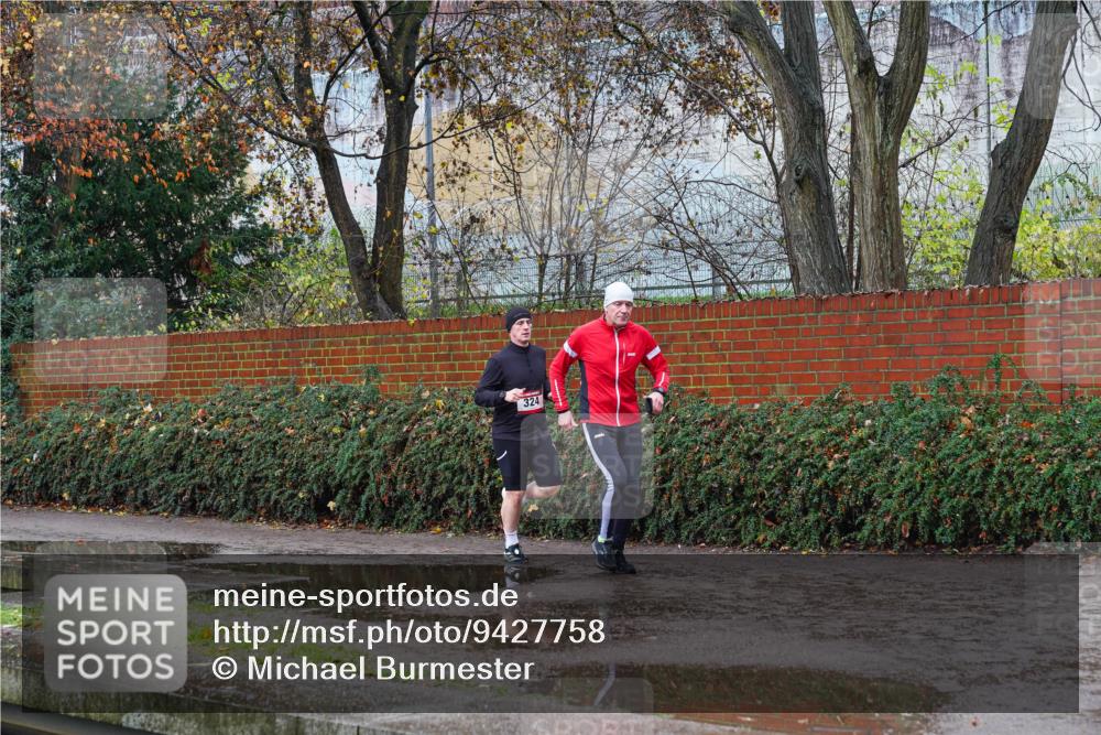 07.12.2025 - St. Pauli X-Mass-Run No. 15 Michael Burmester http://msf.ph/oto/9427758 07.12.2025 10:40:57 Laufen  meine-sportfotos.de